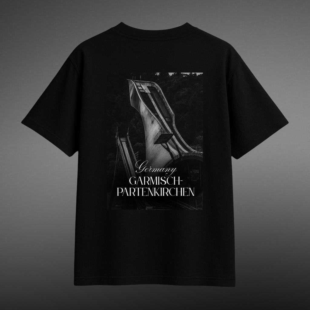 Garmisch Black Oversized Tee