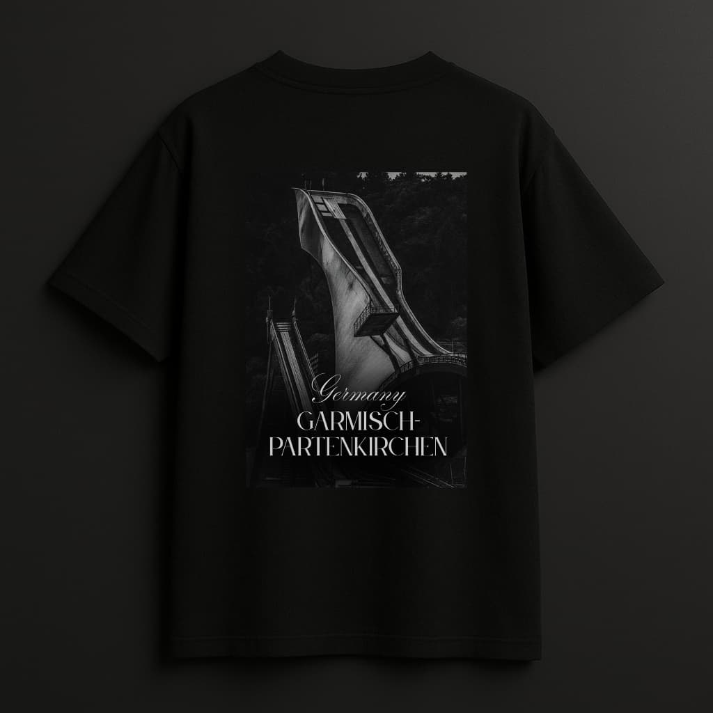 Garmisch Black Oversized Tee